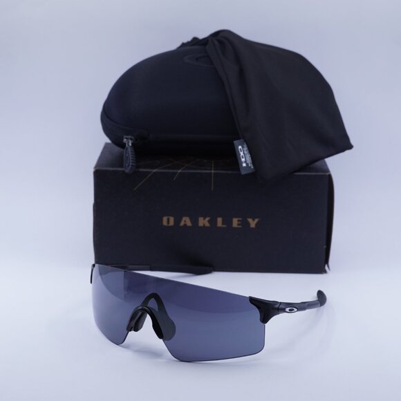 Oakley OO9454A 945401 Shield Sunglasses - Matte Black/Prizm Black - Picture 6 of 9